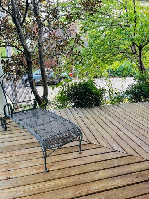4 Bedroom Dc'S Best Location With Parking, Walk To Clarendon Metro, Shopping And Nightlife! Арлингтон Экстерьер фото